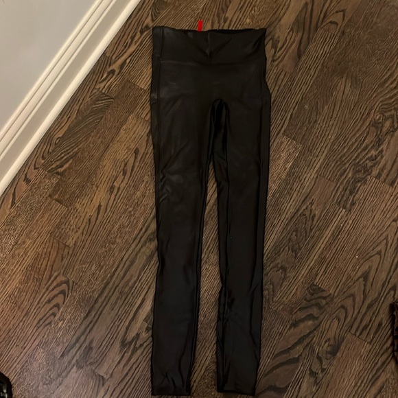 Spanx Faux Leather Leggings - Picture 2 of 5
